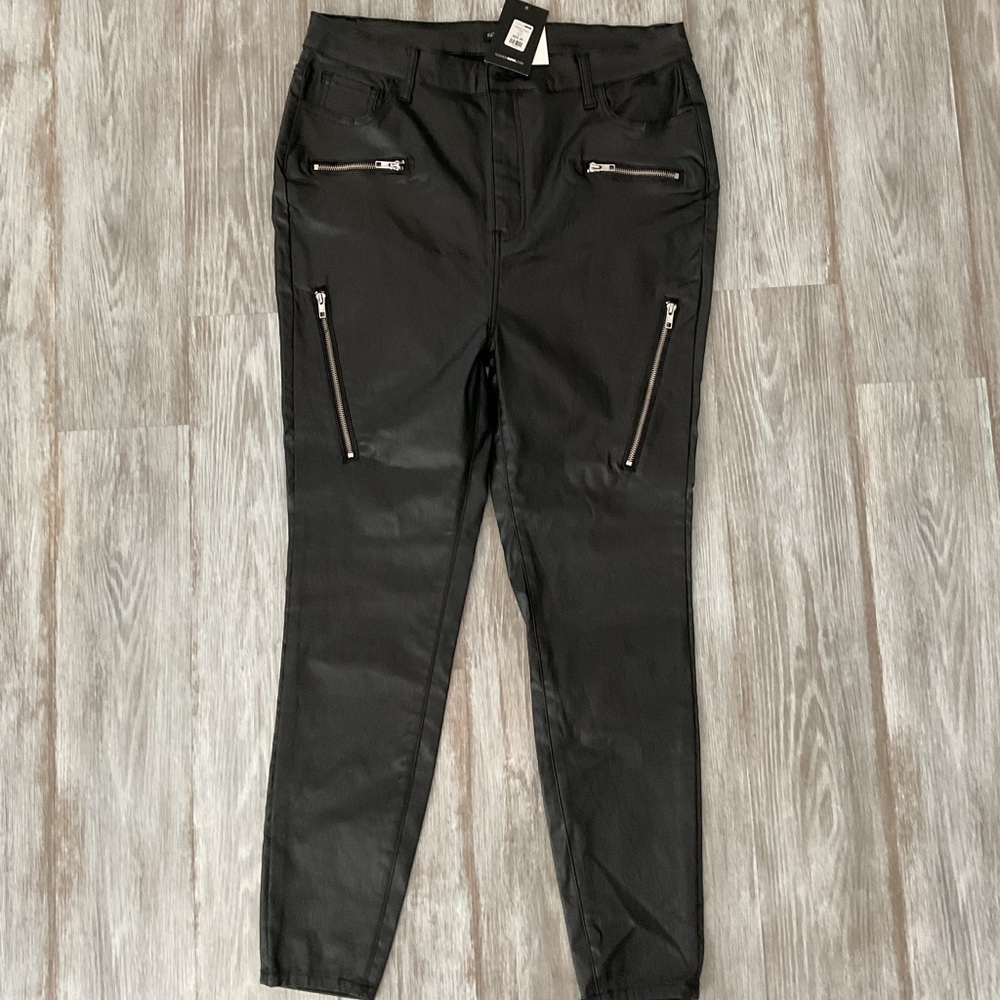Fashion Nova Black Skinny Pants